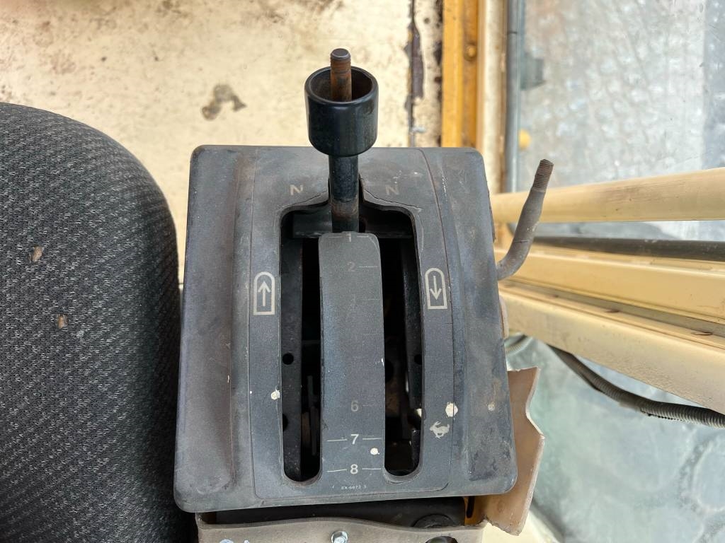 CAT 16H - 4 Tine Ripper / Good Overall Condition