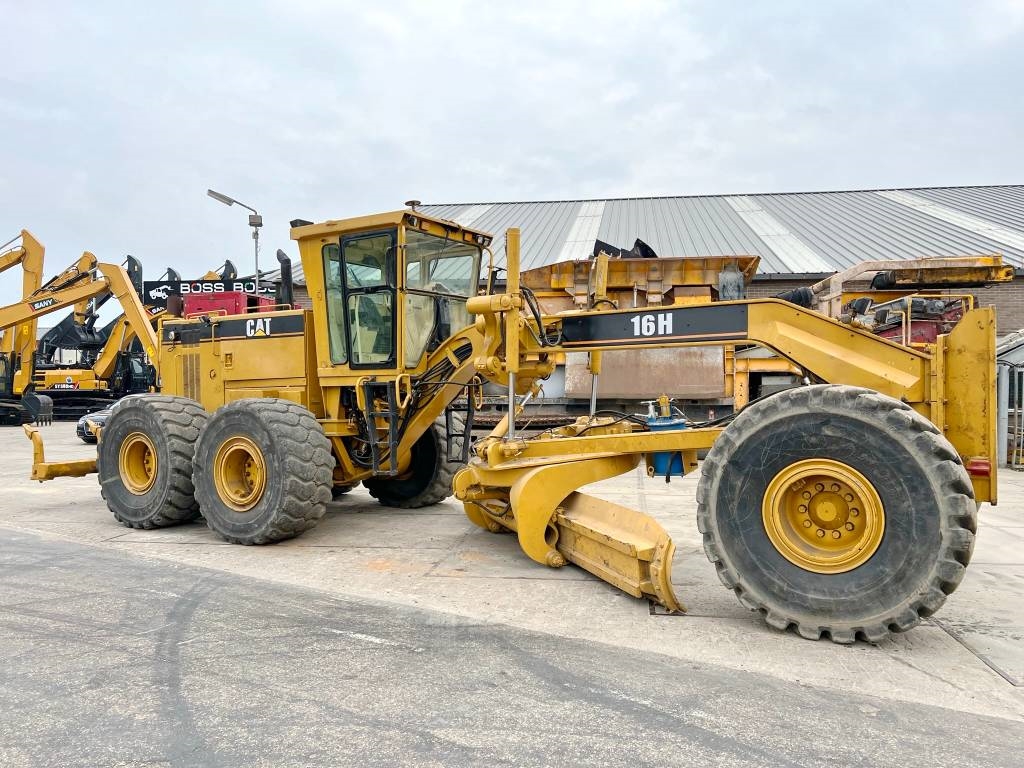 CAT 16H - 4 Tine Ripper / Good Overall Condition