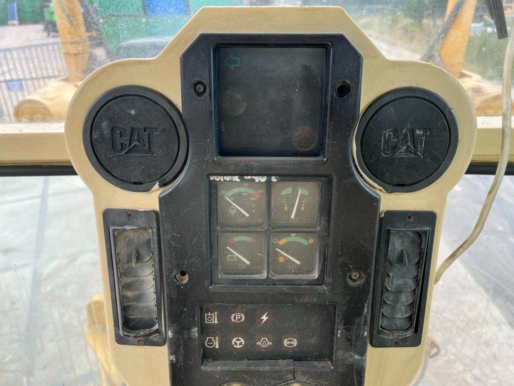 CAT 16H - 4 Tine Ripper / Good Overall Condition