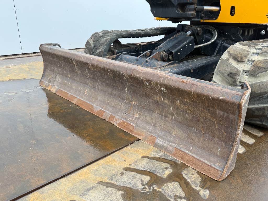 JCB 86C-1 - Hammer Lines / Quick Coupler