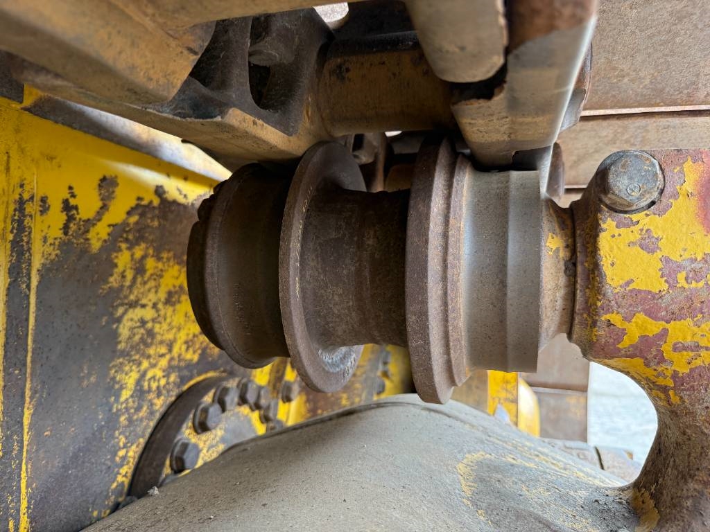 Komatsu D155AX-8 - German Machine / Ripper Valve / Camera