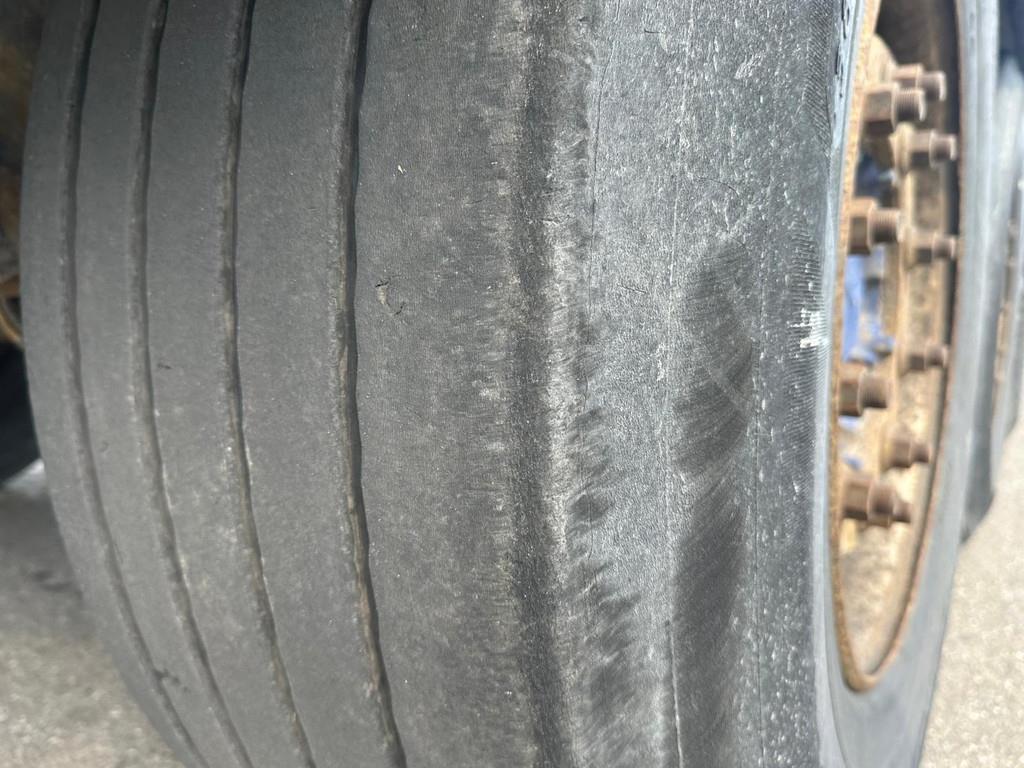 [Other] Gray and Adams Meat Hook Thermo King SLXE 400