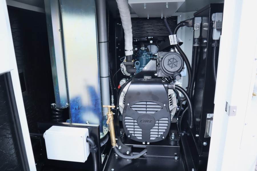 Trime X-BOX 4x320W Valid inspection, *Guarantee! Hydr. V
