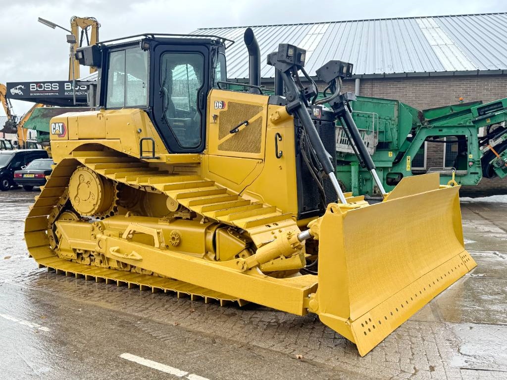 CAT D6 LGP Next Gen - CAT System One / Camera