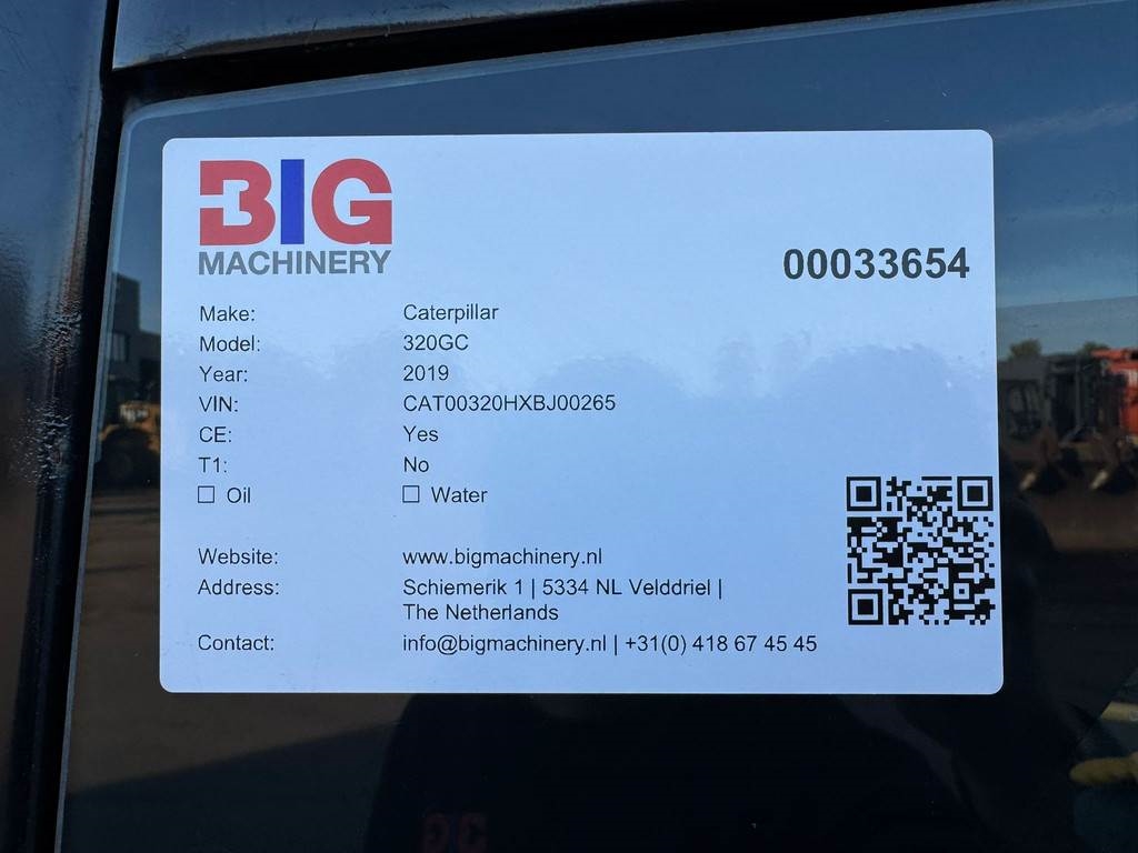 CAT 320GC