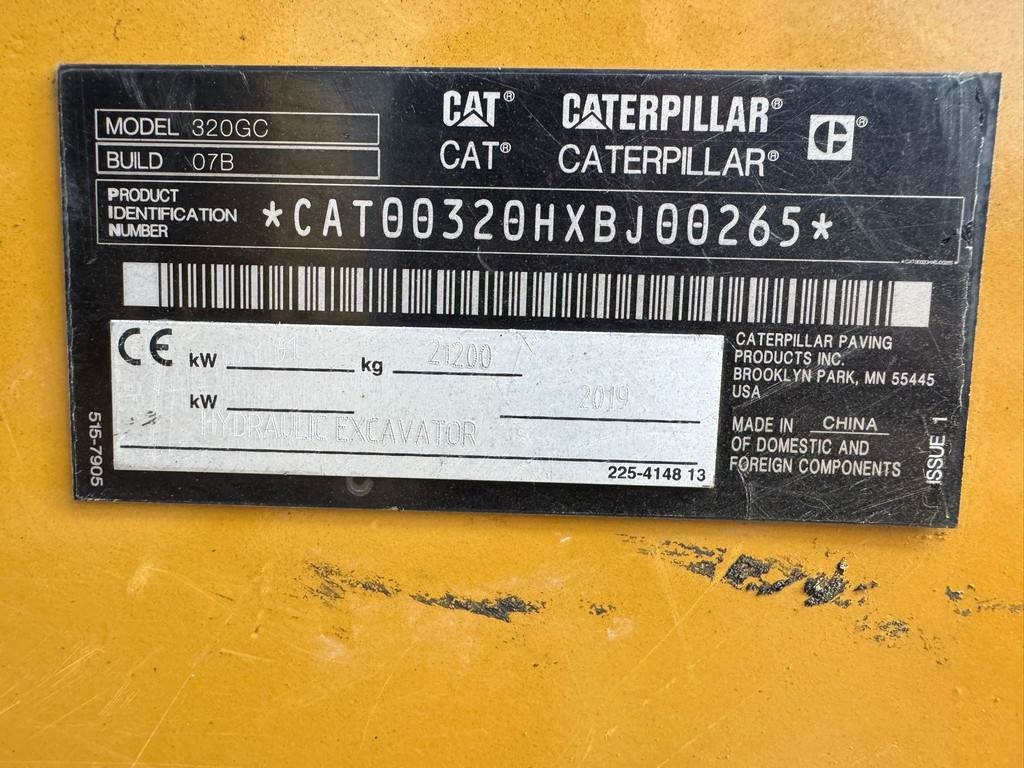 CAT 320GC