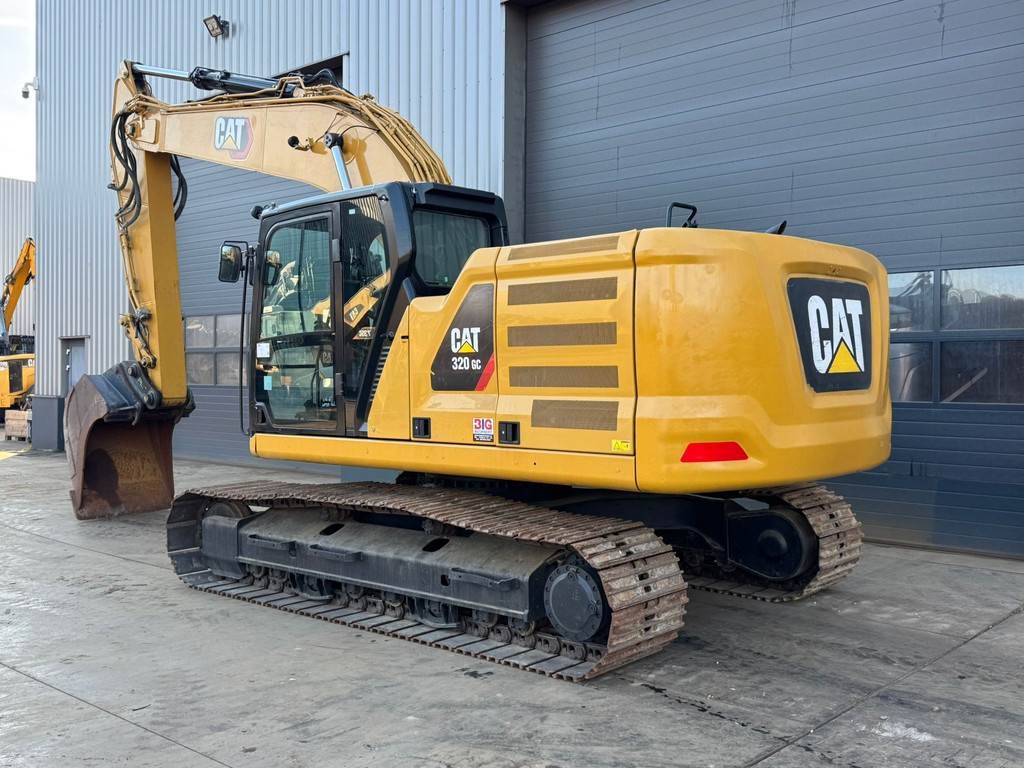 CAT 320GC