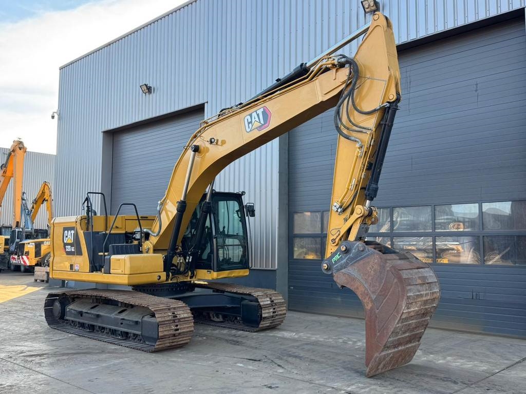 CAT 320GC