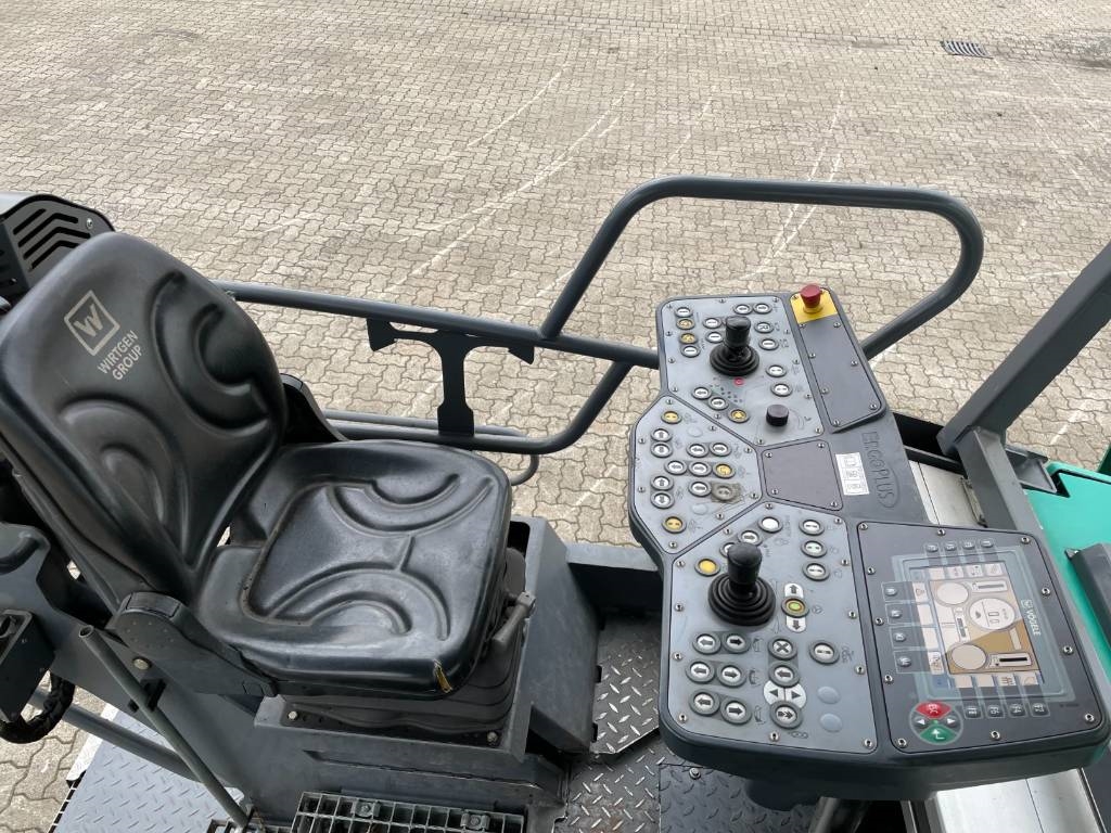 Vögele SUPER 1300-3I