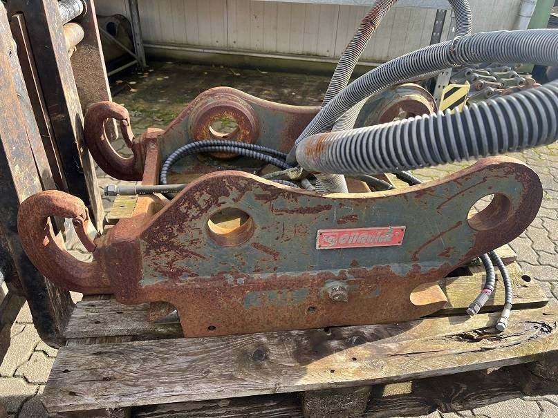 OilQuick (1215) Schnellwechsler OQ 70/55 Volvo EC 290 / 300