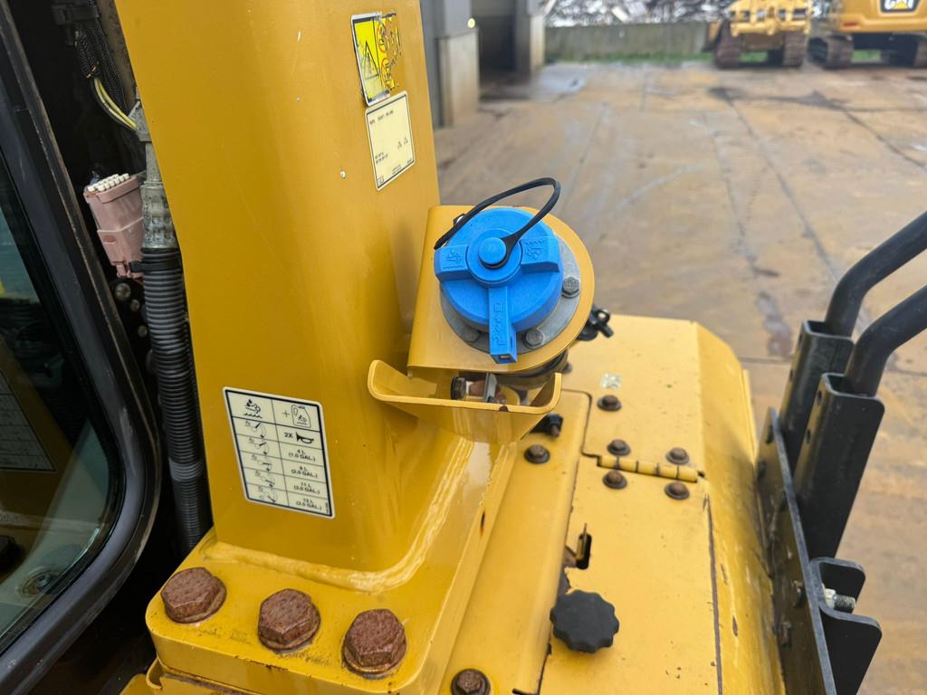 CAT D6T LGP