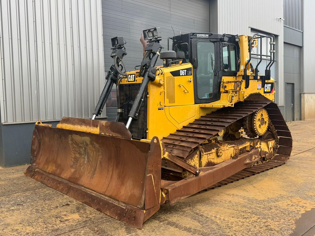 CAT D6T LGP