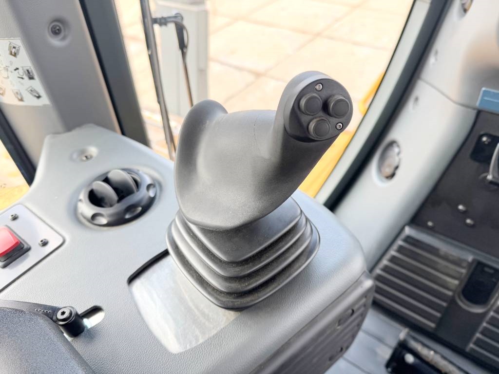 Liebherr PR756 05 Gen 8 - 68 Hours! Powertrain Warranty