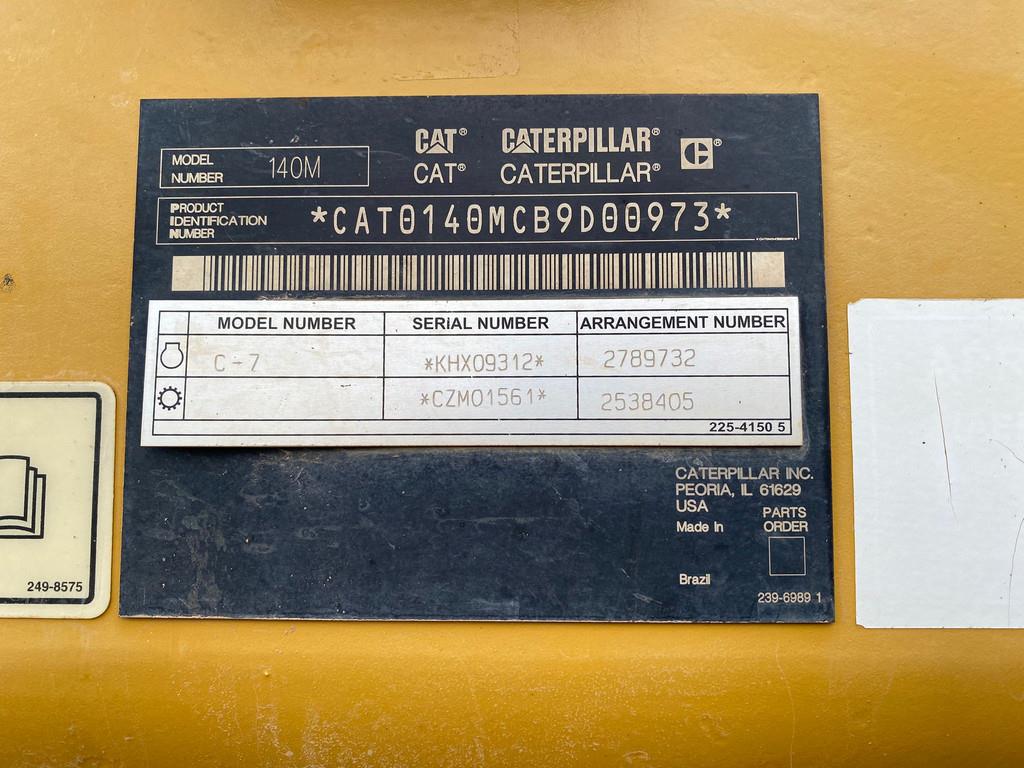 CAT 140M Ripper + Pushblock