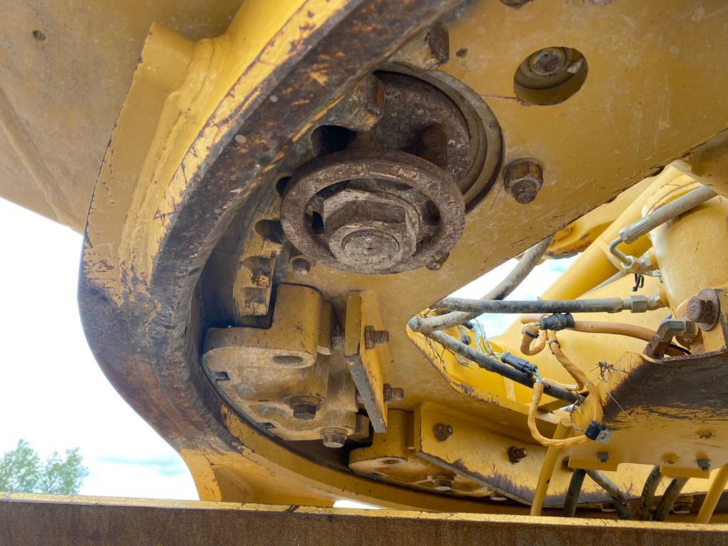 CAT 140M Ripper + Pushblock