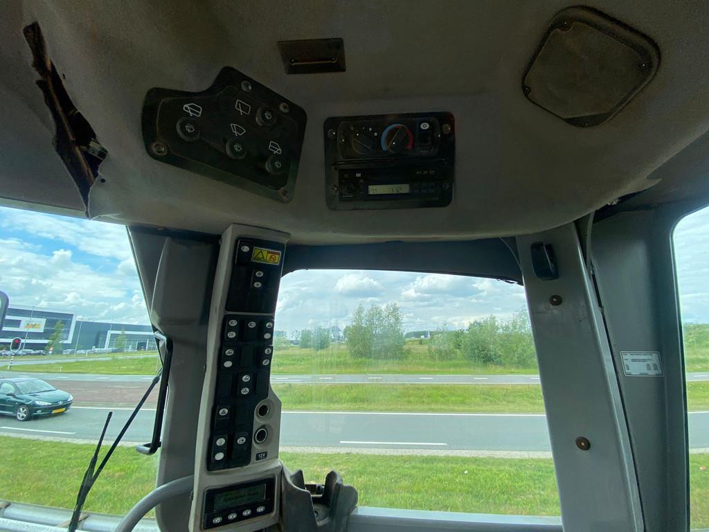 CAT 140M Ripper + Pushblock