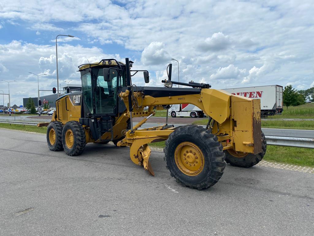 CAT 140M Ripper + Pushblock