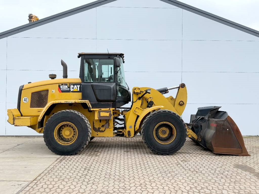 CAT 938K - German German / Backup Camera