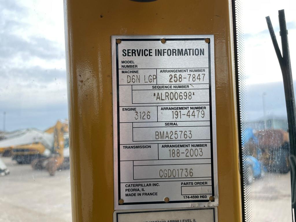 CAT D6N LGP
