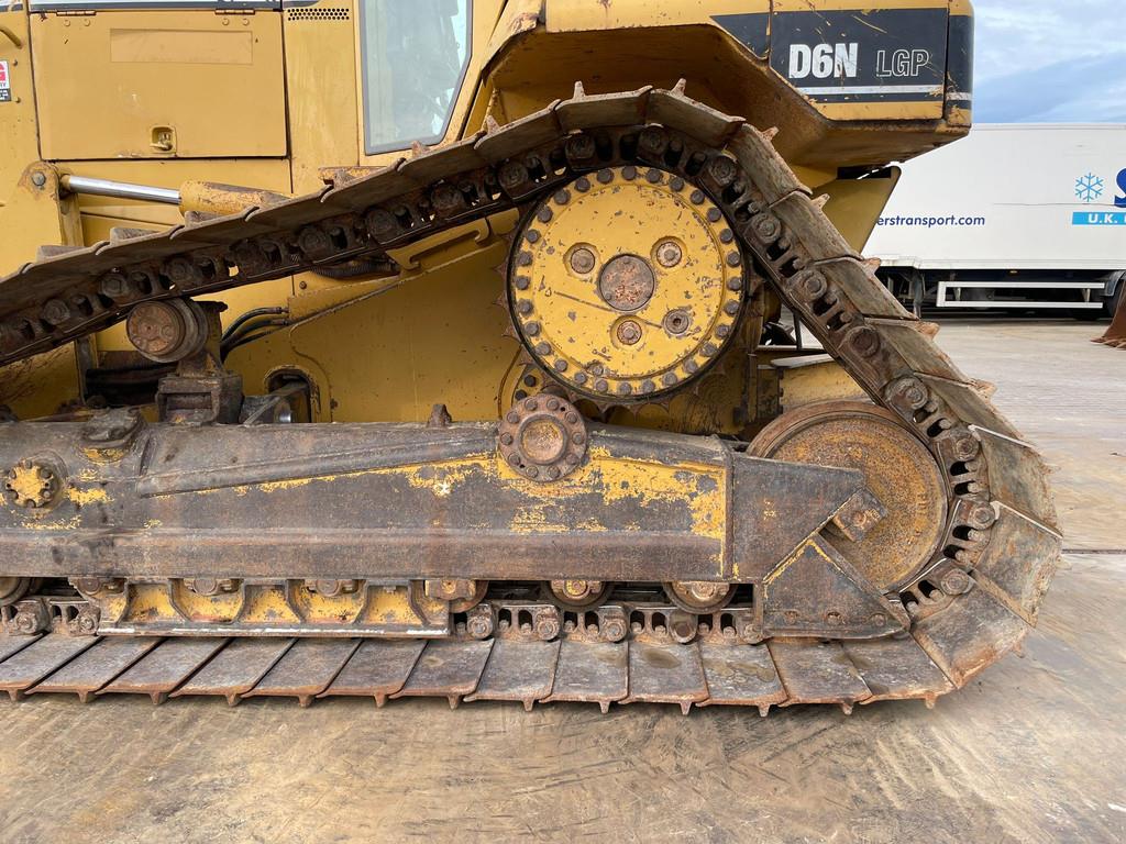 CAT D6N LGP