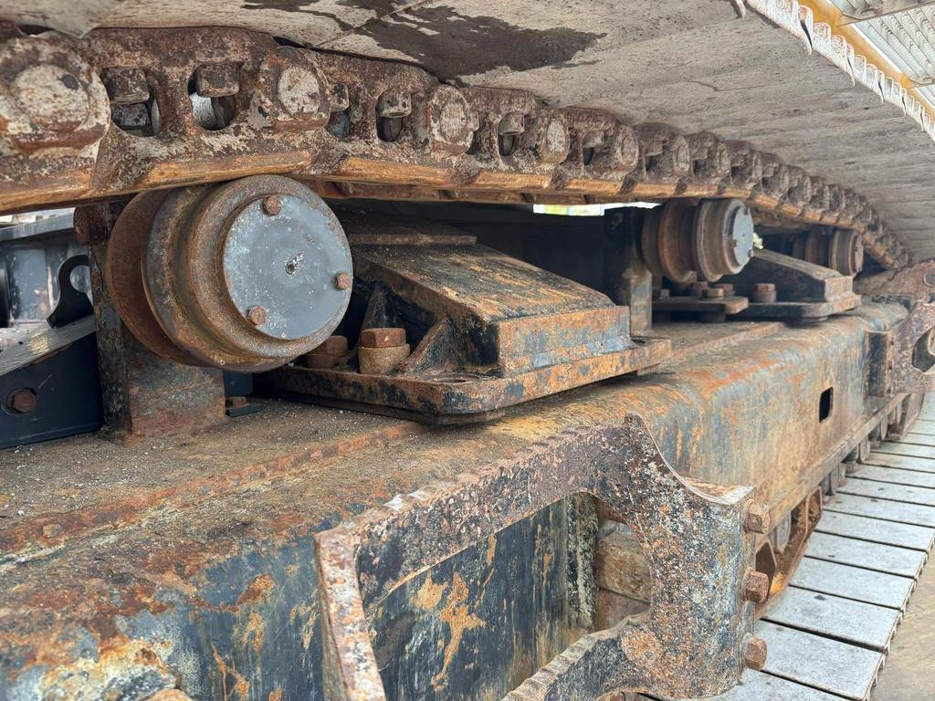CAT 352F
