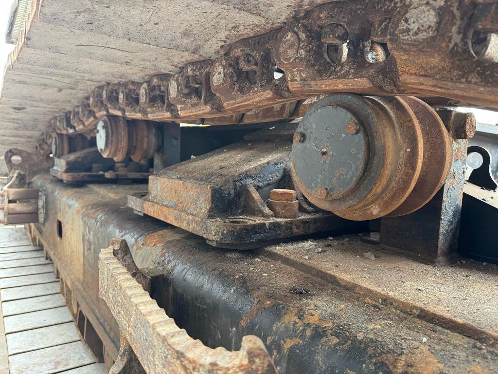 CAT 352F