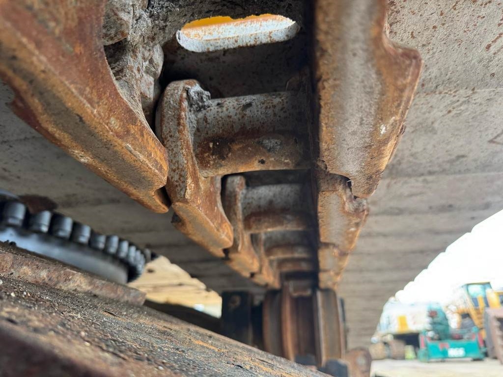CAT 352F