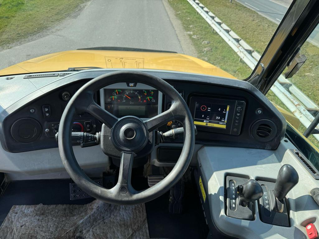 CAT 735C - Rebuild transmission