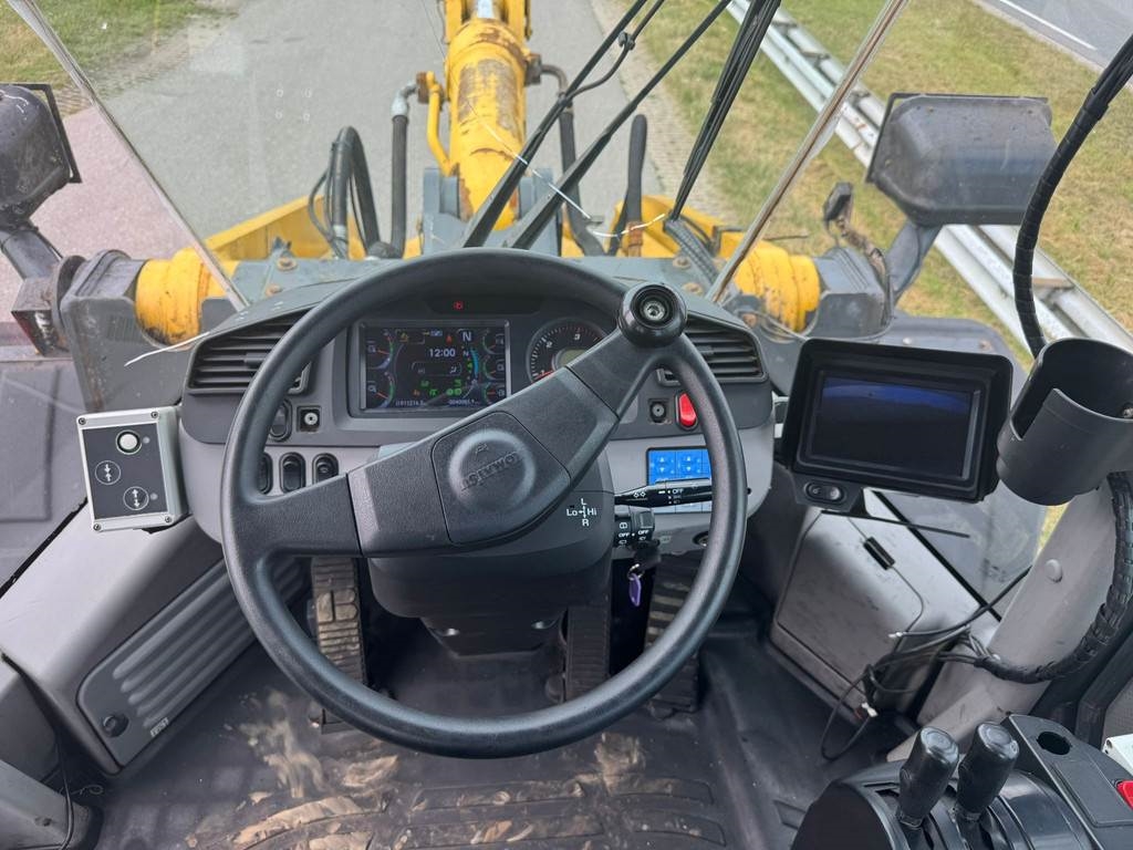 Komatsu WA500-8 Wheel Loader