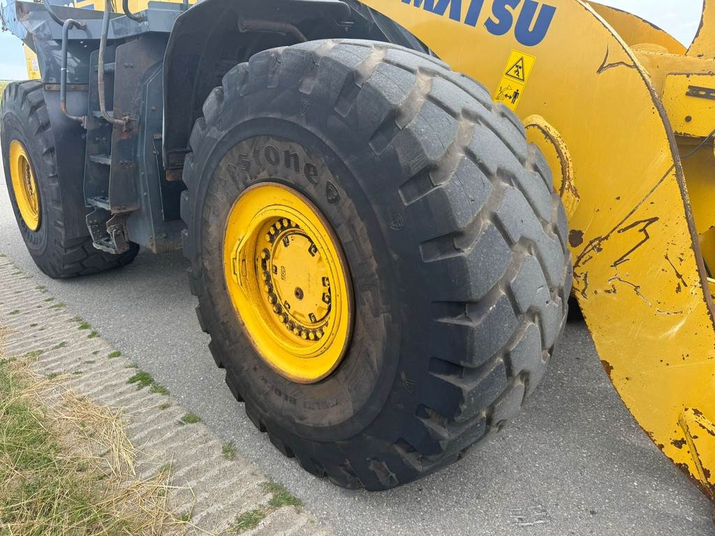 Komatsu WA500-8 Wheel Loader