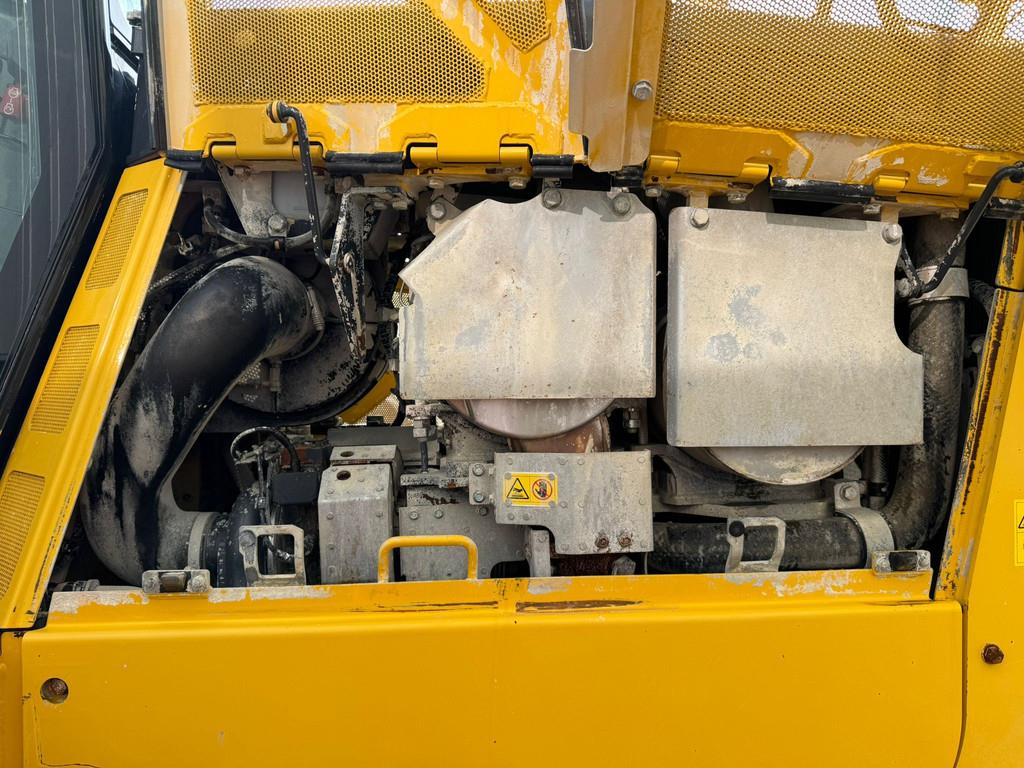 Komatsu D65PXi-18 | TOPCON READY