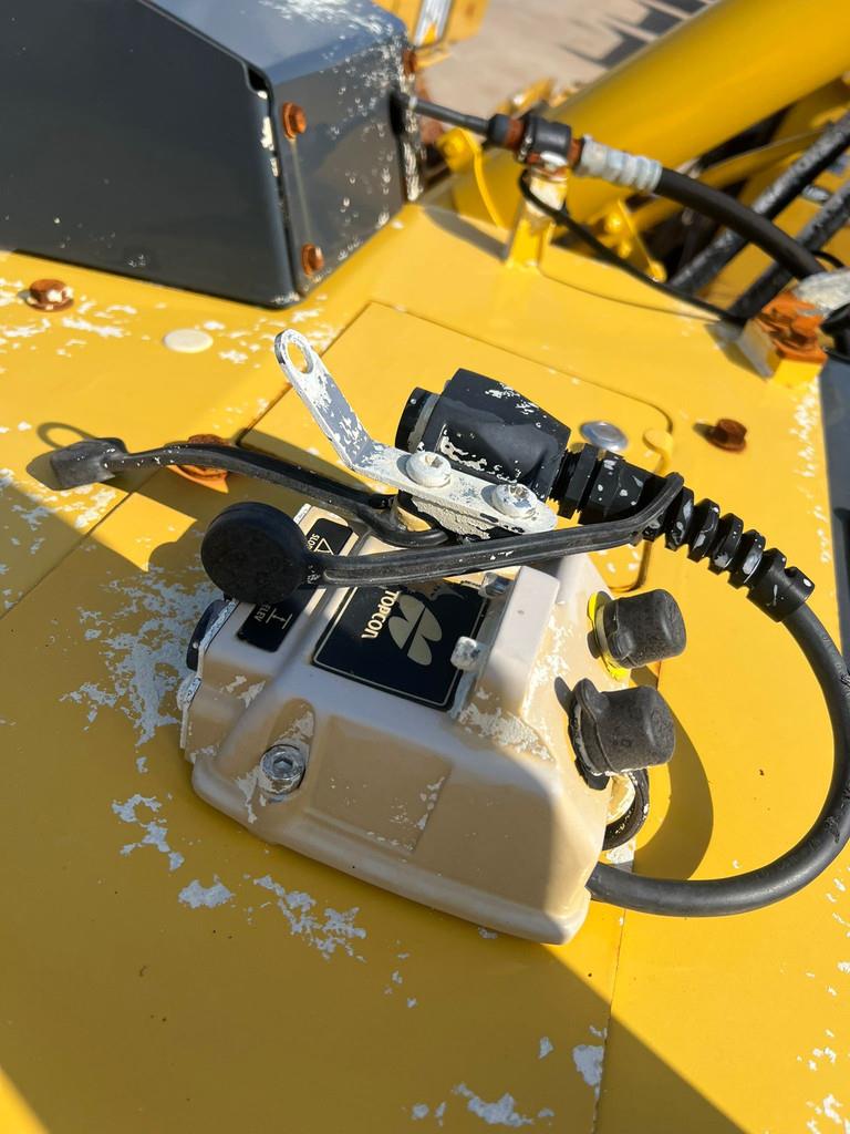 Komatsu D65PXi-18 | TOPCON READY