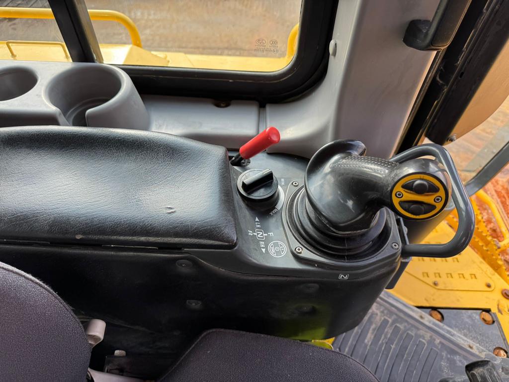 Komatsu D65PXi-18 | TOPCON READY