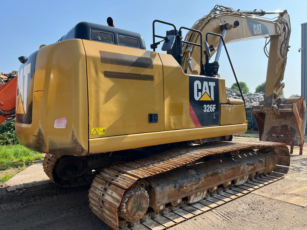 CAT 326FL