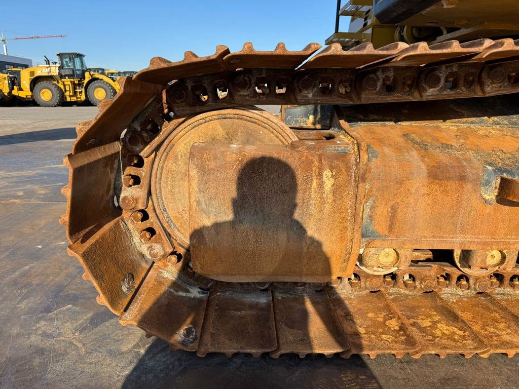 CAT 326FL