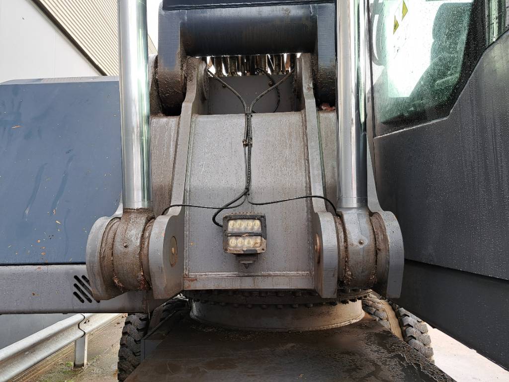 Fuchs MHL350F