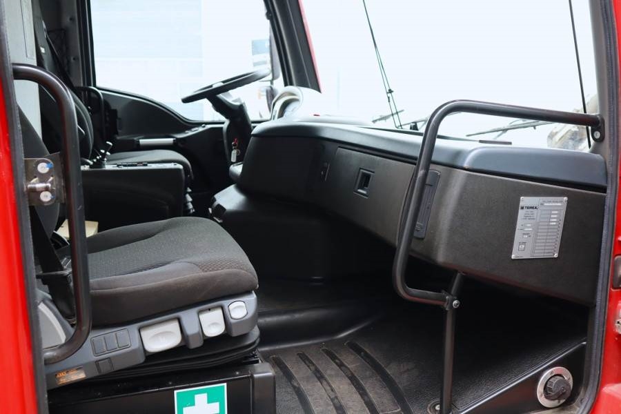 Terex AC40/2L Diesel, 4x4 Drive And 4-Wheel Steering, 40