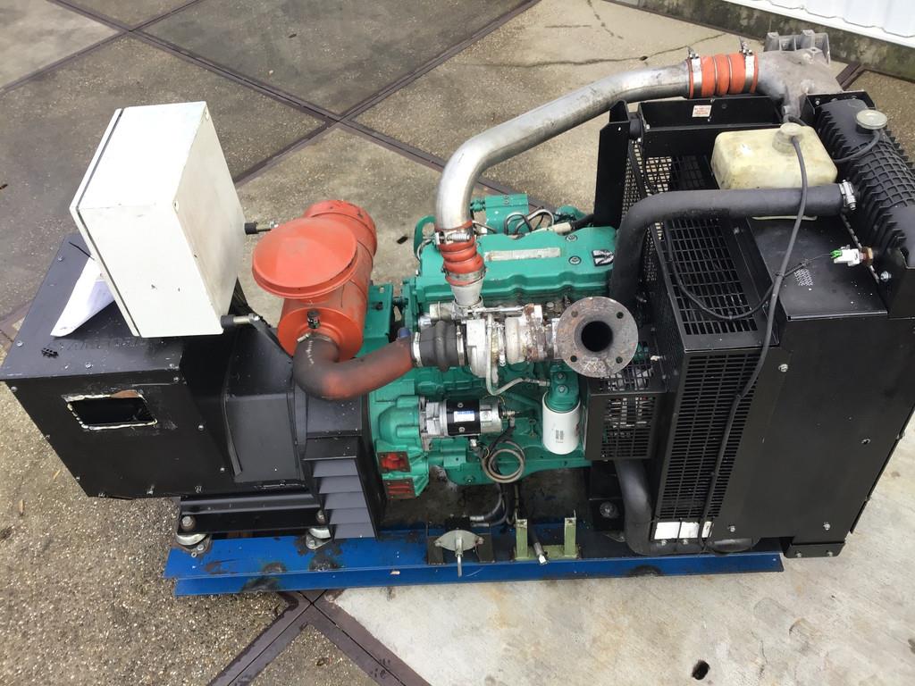 Cummins QSB4.5 GENERATOR 120 KVA USED