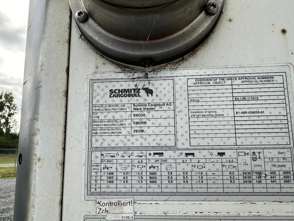 Schmitz Cargobull Carrier VECTOR 1550