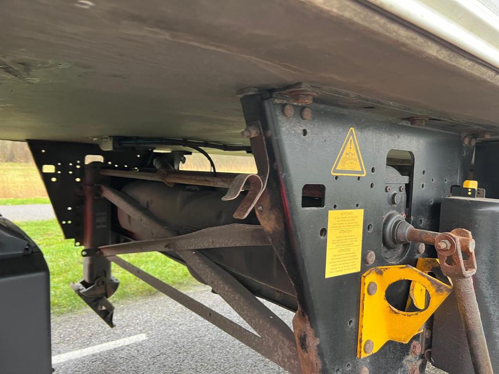 Schmitz Cargobull Carrier VECTOR 1550