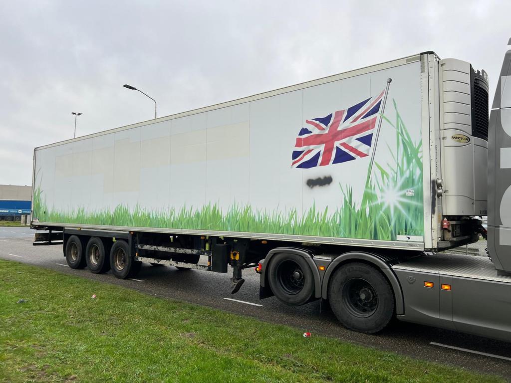 Schmitz Cargobull Carrier VECTOR 1550