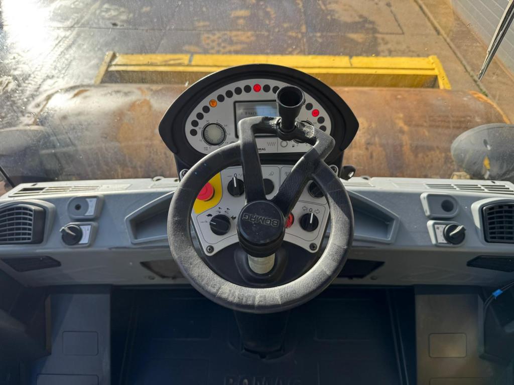 Bomag BW213D-5