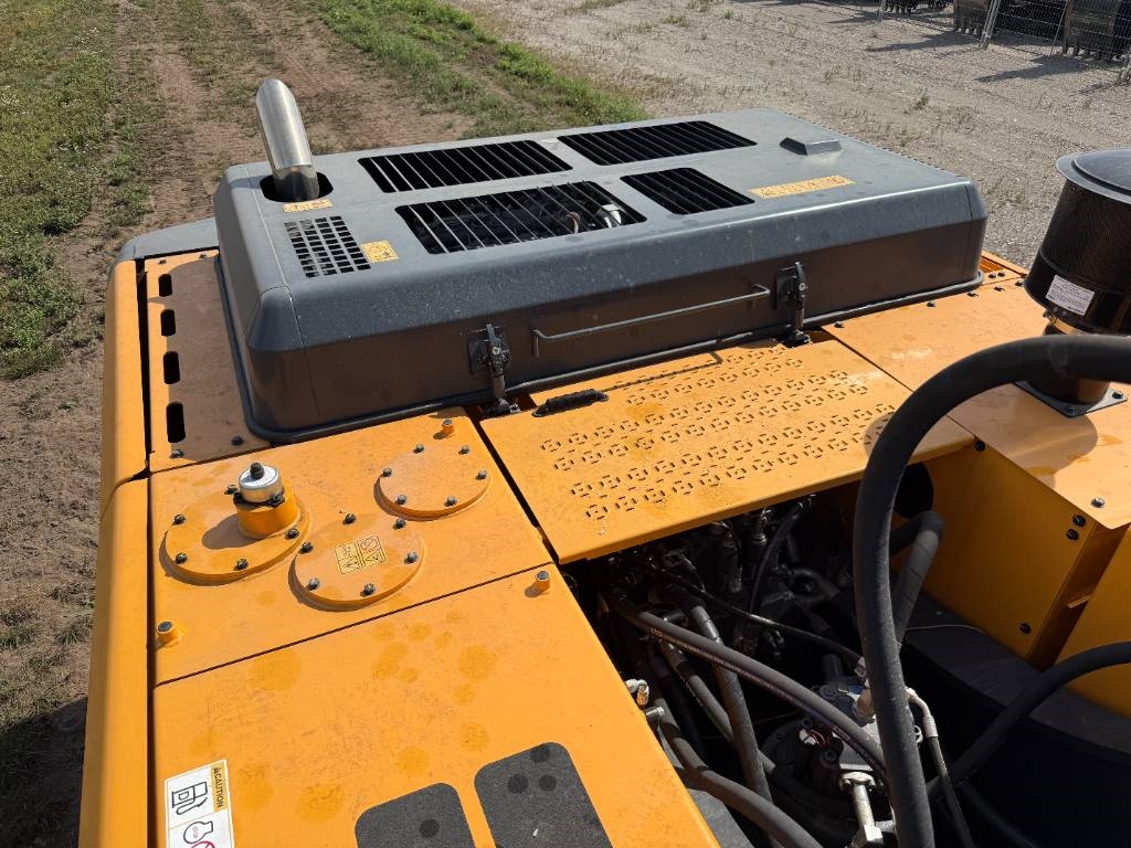 Hyundai R340L Smart - New / Unused / Hammer Lines