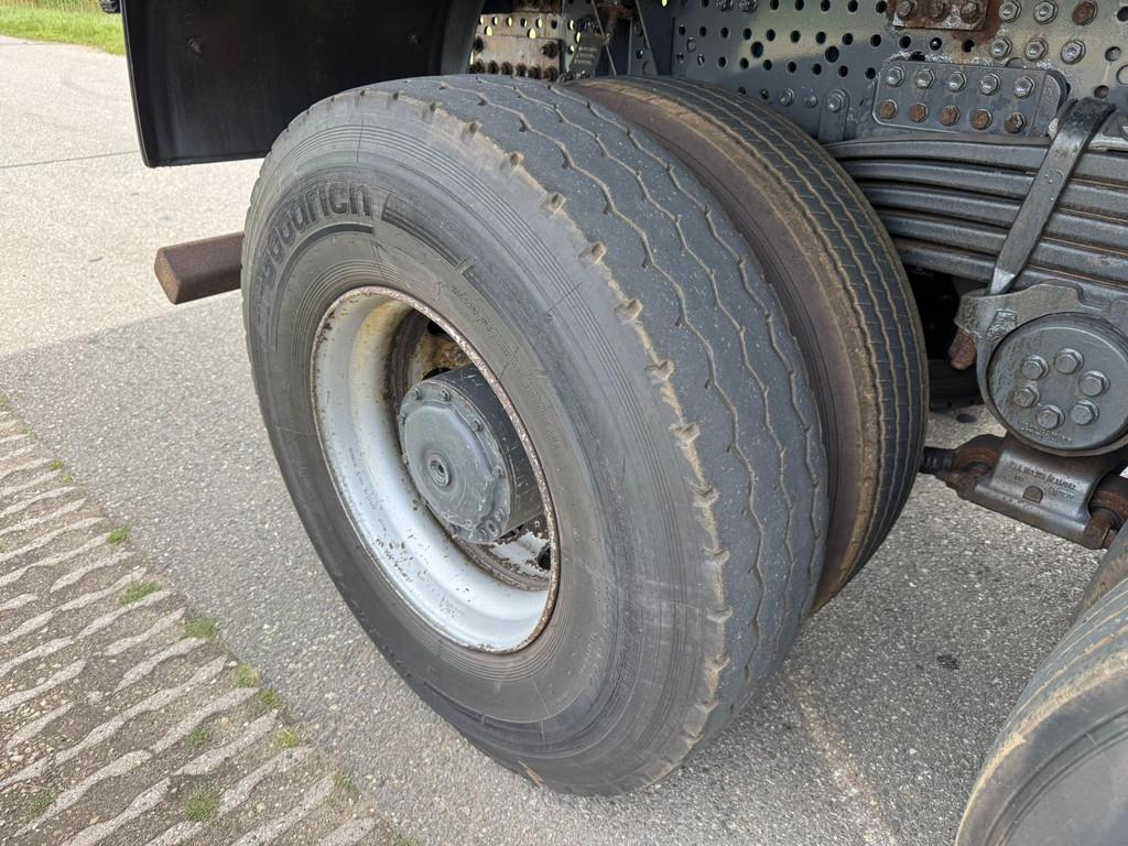 Mercedes-Benz Arocs 4848 8x8 tipper