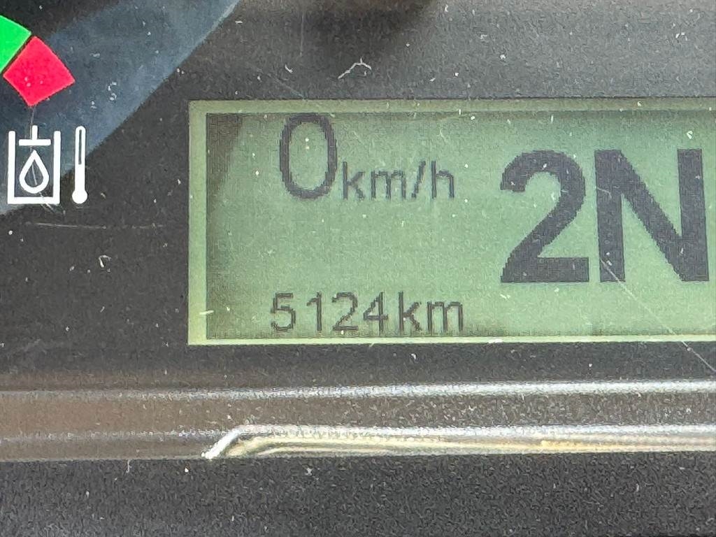 CAT 908M