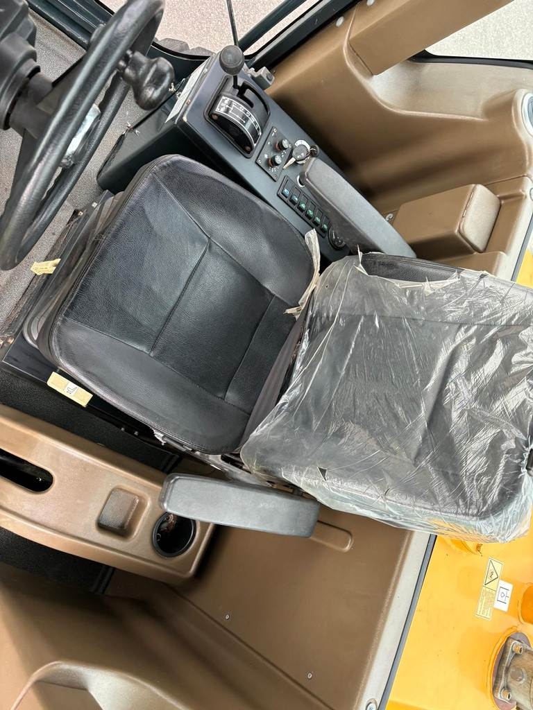 Hyundai HG130