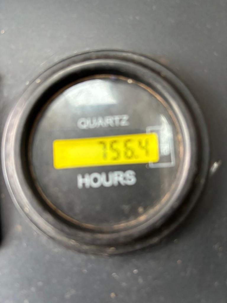 Hyundai HG130