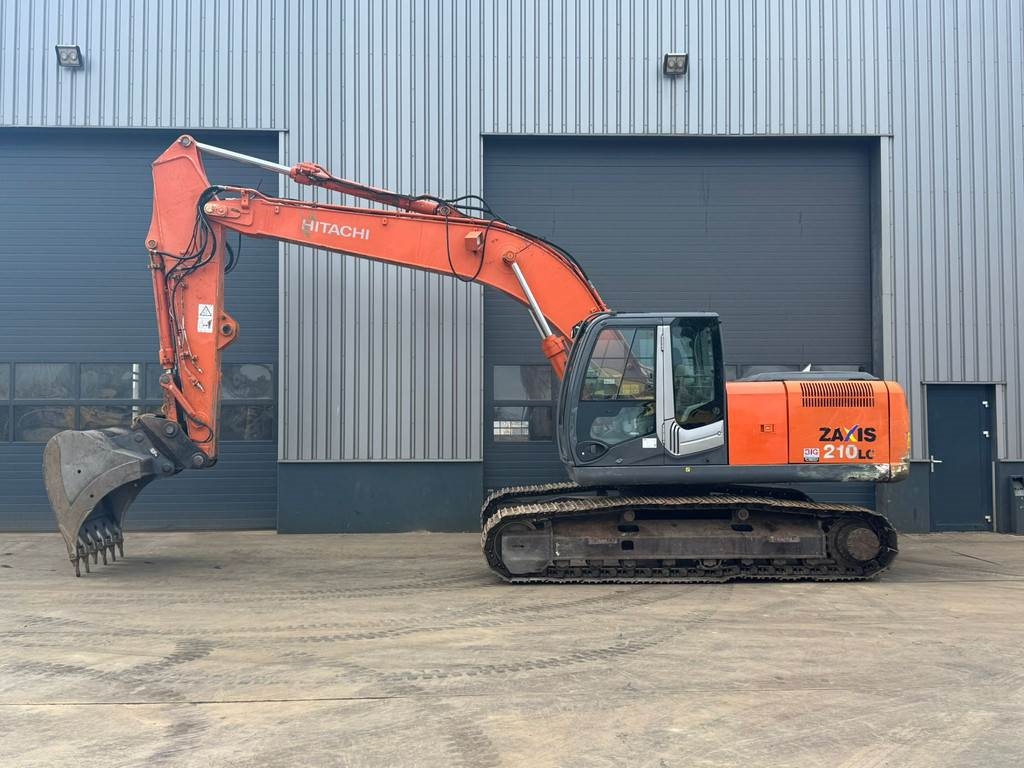 Hitachi ZX210LC-3
