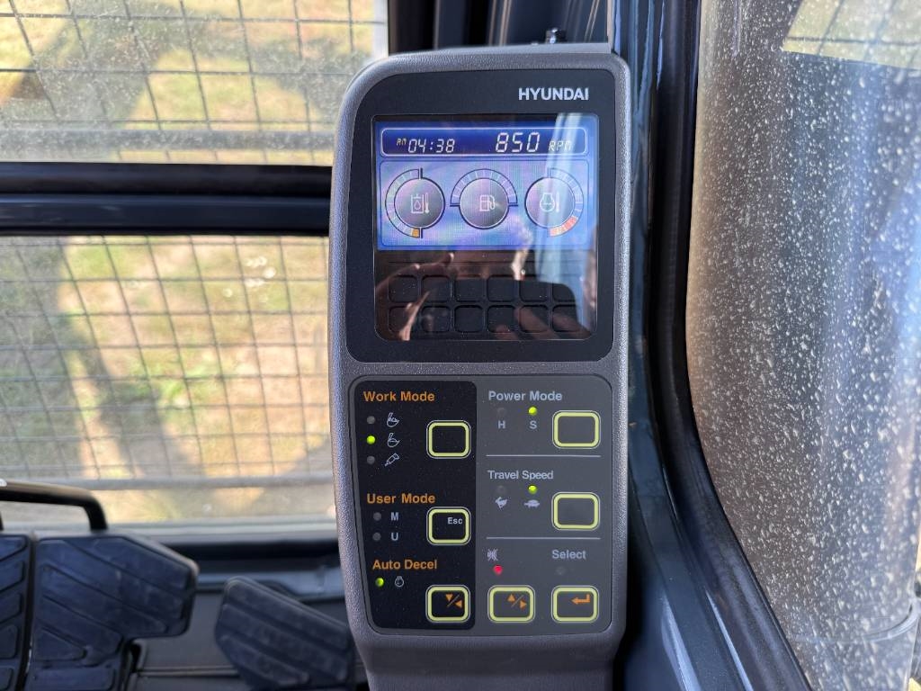 Hyundai R340L Smart - New / Unused / Hammer Lines