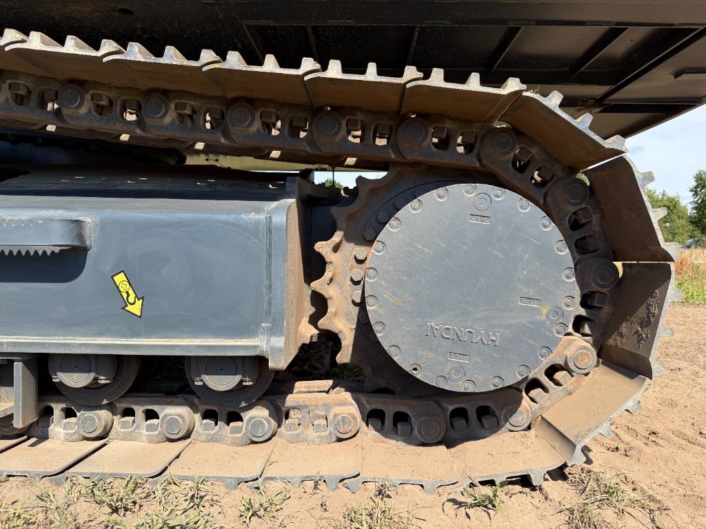 Hyundai R340L Smart - New / Unused / Hammer Lines